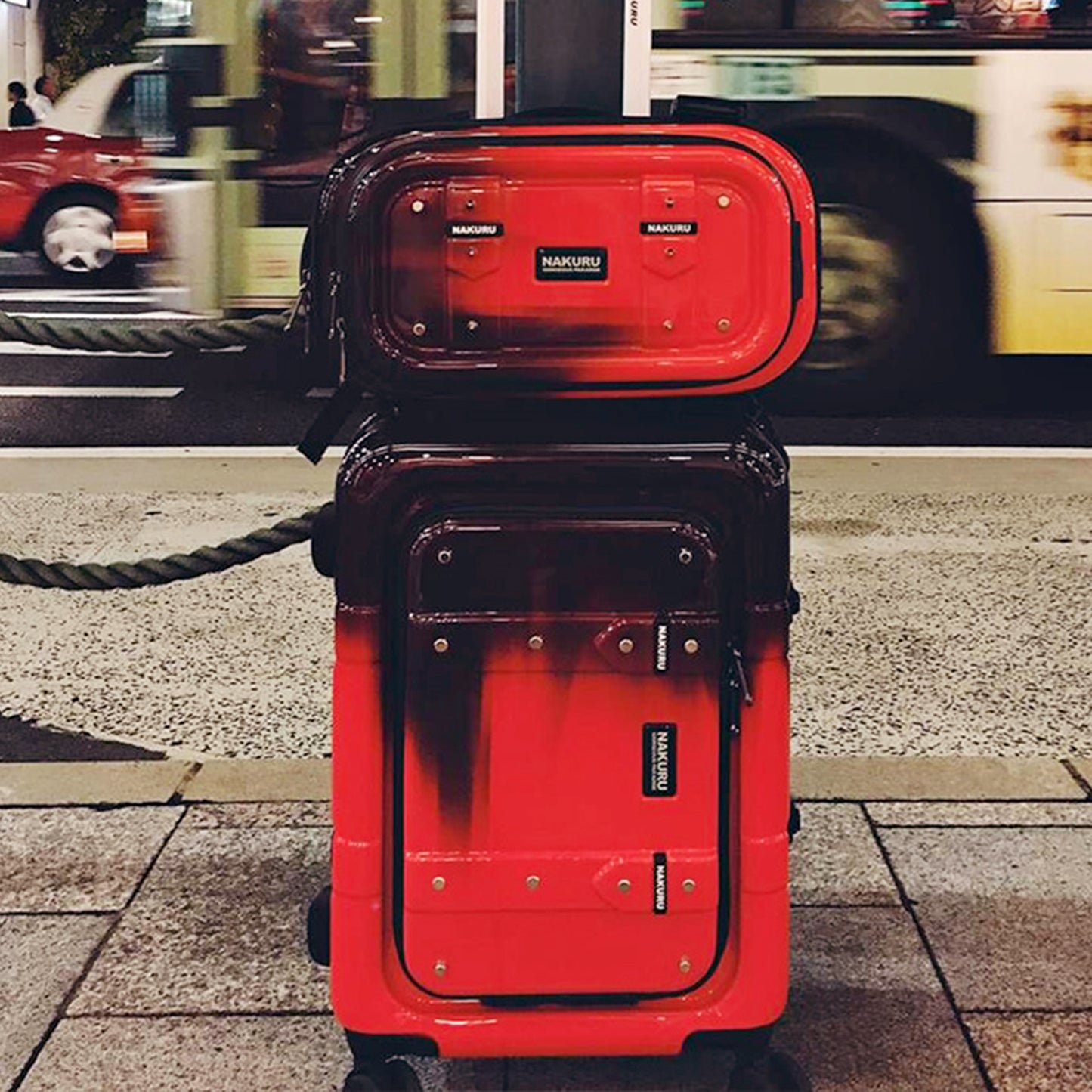 The Bolt Cabin - Shiny Red
